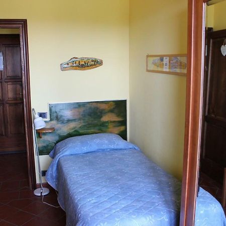 Bio Agriturismo Podere Pretoia San Gimignano Kültér fotó
